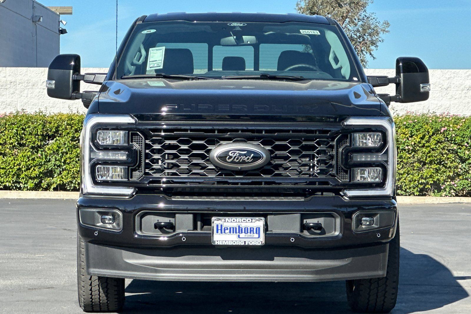 New 2026 Ford F250 Lariat w/ Black Appearance Package AWD/4WD image 9