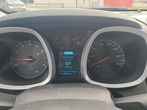 Used 2017 Chevrolet Equinox LT FWD image 14