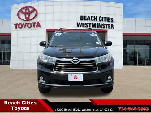 Used 2016 Toyota Highlander Limited FWD image 4