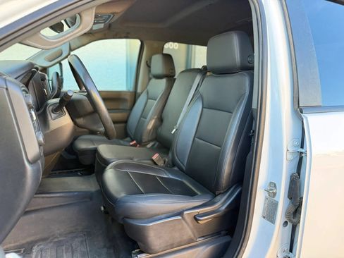 Used 2020 Chevrolet Silverado 2500 W/T w/ WT Safety Package AWD/4WD image 9