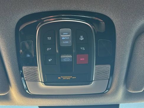 Used 2023 Hyundai Palisade Limited image 30