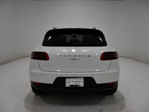 Used 2018 Porsche Macan AWD/4WD image 4