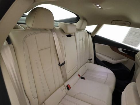 Used 2022 Audi A5 2.0T Premium image 24