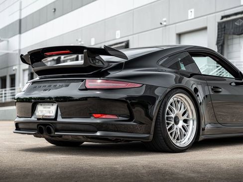 Used 2014 Porsche 911 GT3 RWD image 7