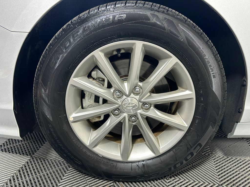 Used 2018 Hyundai Sonata ECO FWD image 11