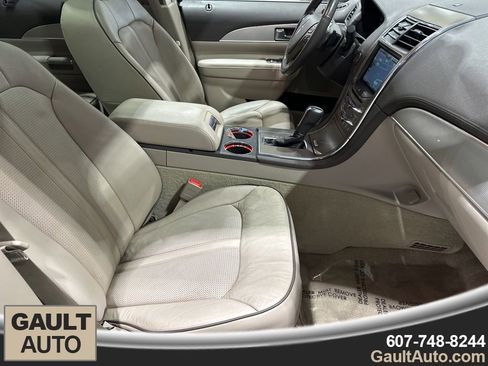 Used 2015 Lincoln MKX Base w/ Equipment Group 102A image 19