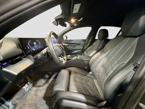 Used 2024 BMW 530i w/ M Sport Package image 16