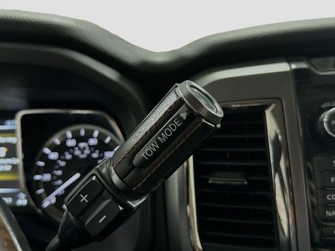 Used 2018 Nissan Titan Platinum Reserve image 17