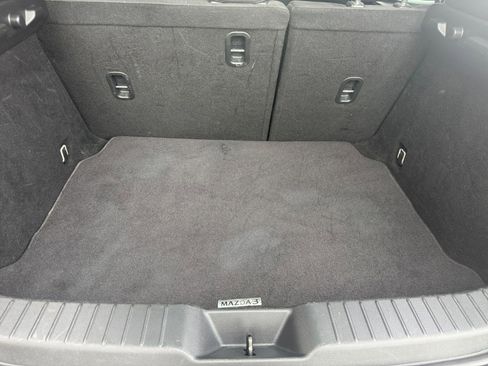Used 2022 MAZDA MAZDA3 s image 27