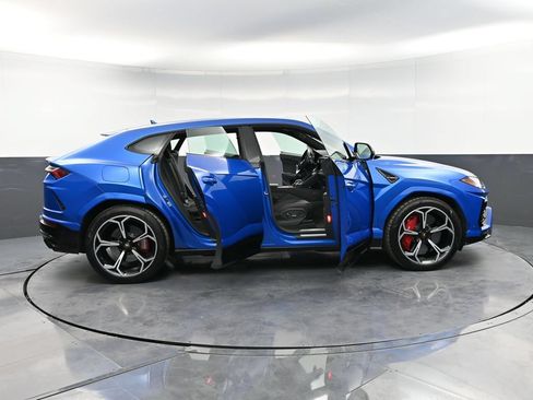 Used 2022 Lamborghini Urus AWD/4WD image 41