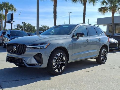 New 2026 Volvo XC60 B5 Plus w/ Protection Package Premier image 3