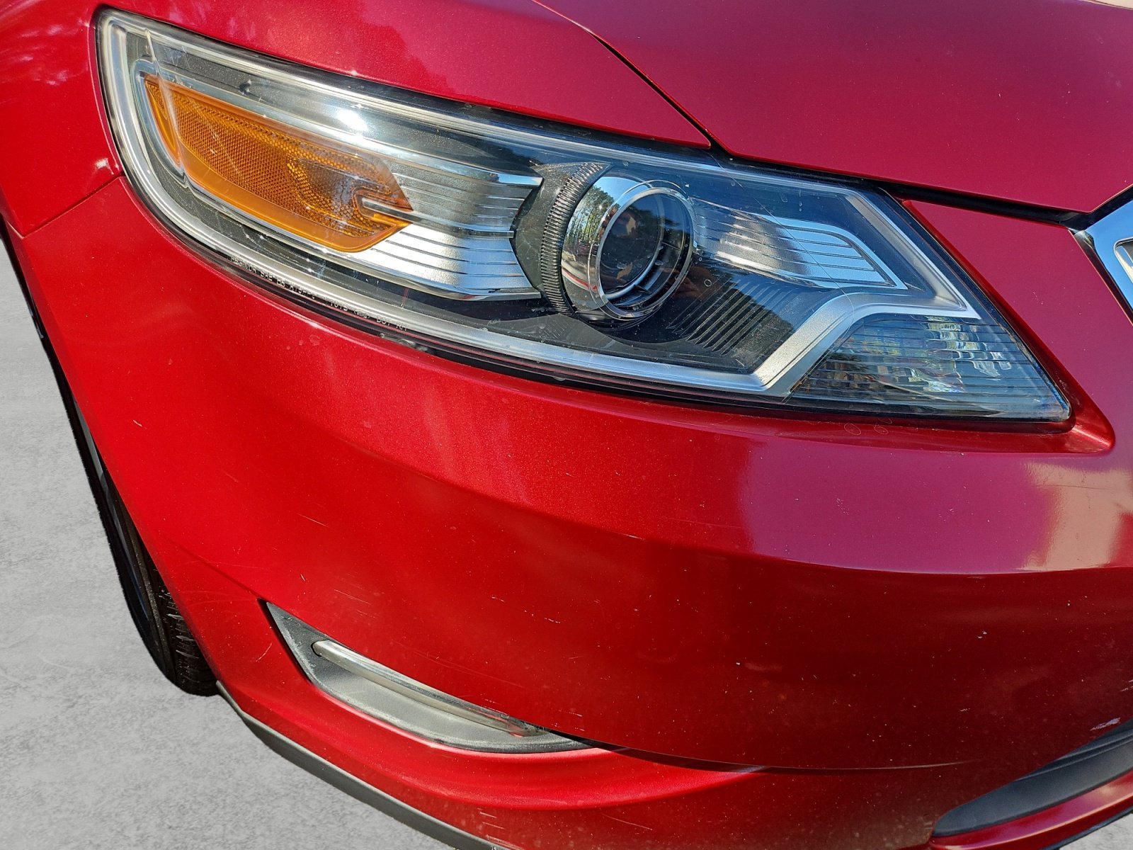 Used 2011 Ford Taurus SEL FWD image 37