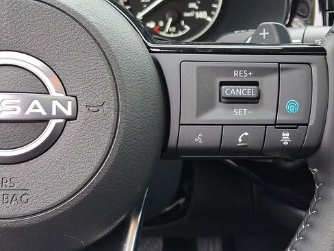 Certified 2025 Nissan Pathfinder SL w/ SL Premium Package AWD/4WD image 23