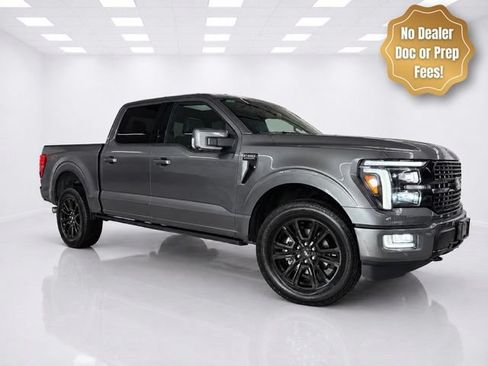 Used 2025 Ford F150 Platinum w/ FX4 Off-Road Package AWD/4WD image 3