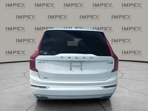 Used 2017 Volvo XC90 T6 Inscription w/ Vision Package AWD/4WD image 4