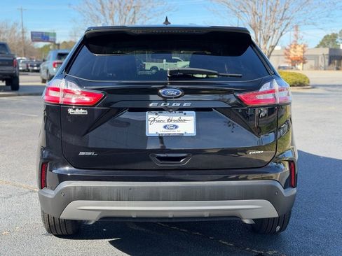 Certified 2022 Ford Edge SEL w/ Convenience Package image 6