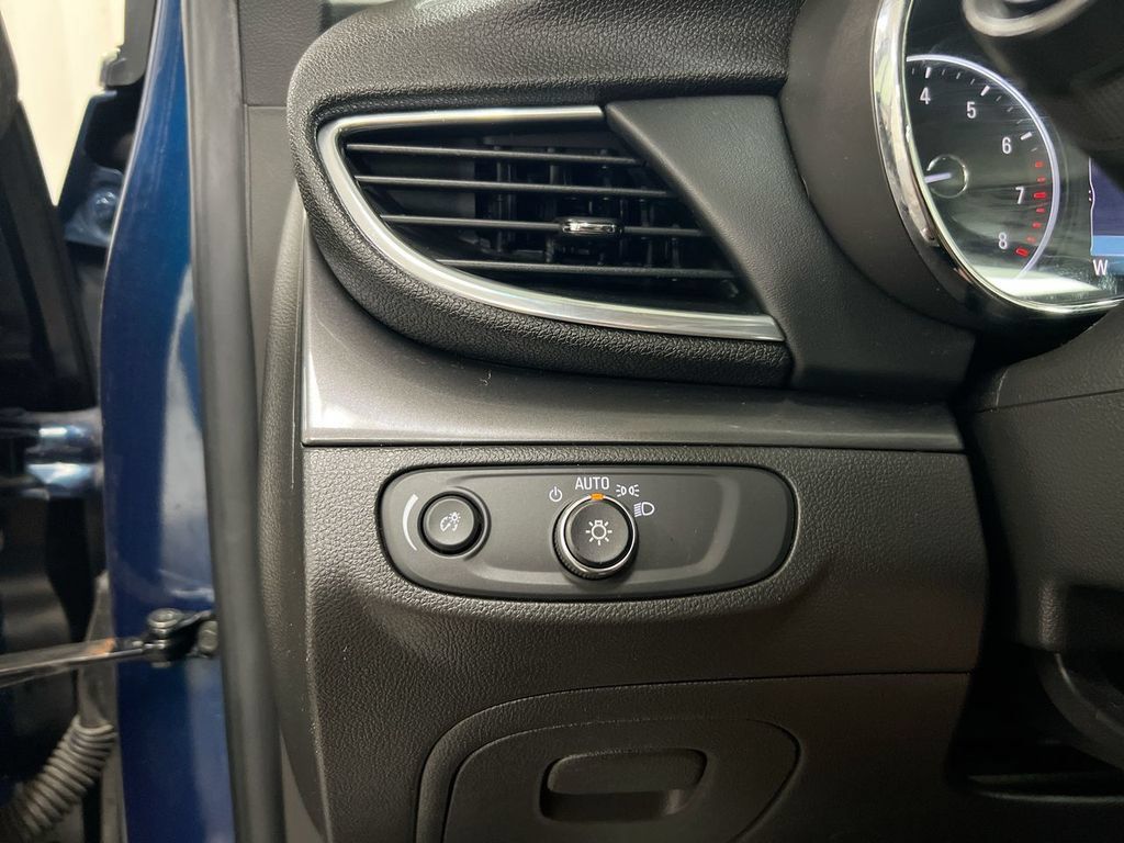 Used 2019 Buick Encore Preferred FWD image 18
