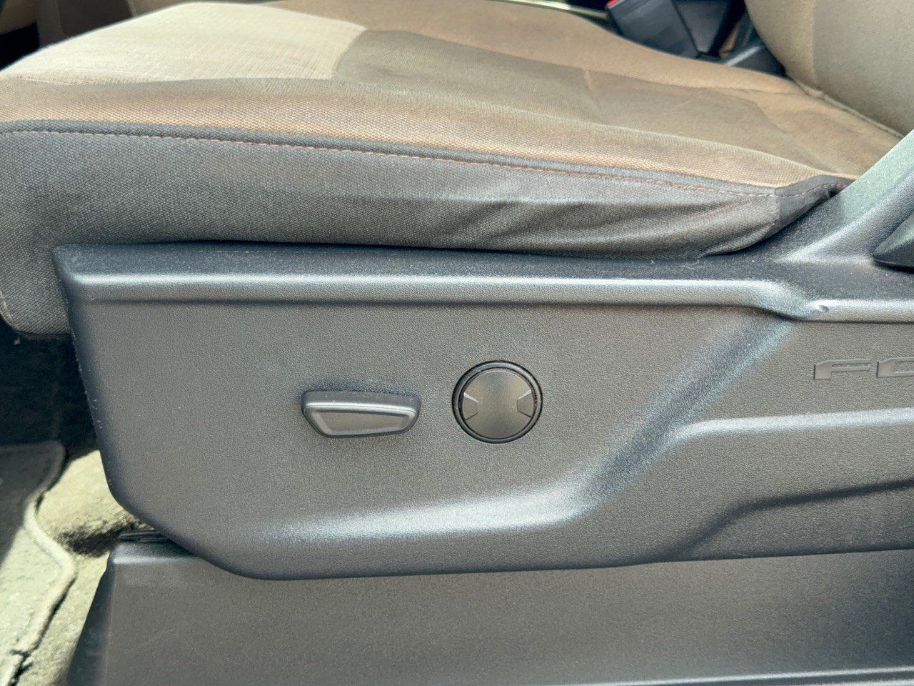Used 2023 Ford F150 XLT RWD image 16