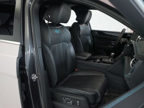 Used 2017 Bentley Bentayga AWD/4WD image 4