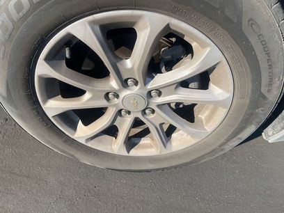 Used 2021 Chevrolet Equinox LS w/ LS Convenience Package