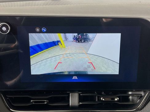 New 2026 Chevrolet Equinox RS image 14