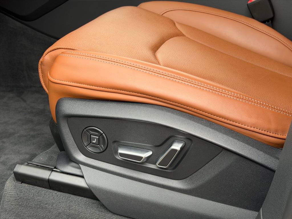 Certified 2025 Audi Q8 Prestige AWD/4WD image 15