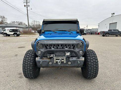 Used 2015 Jeep Wrangler Unlimited Sport w/ Power Convenience Group image 8