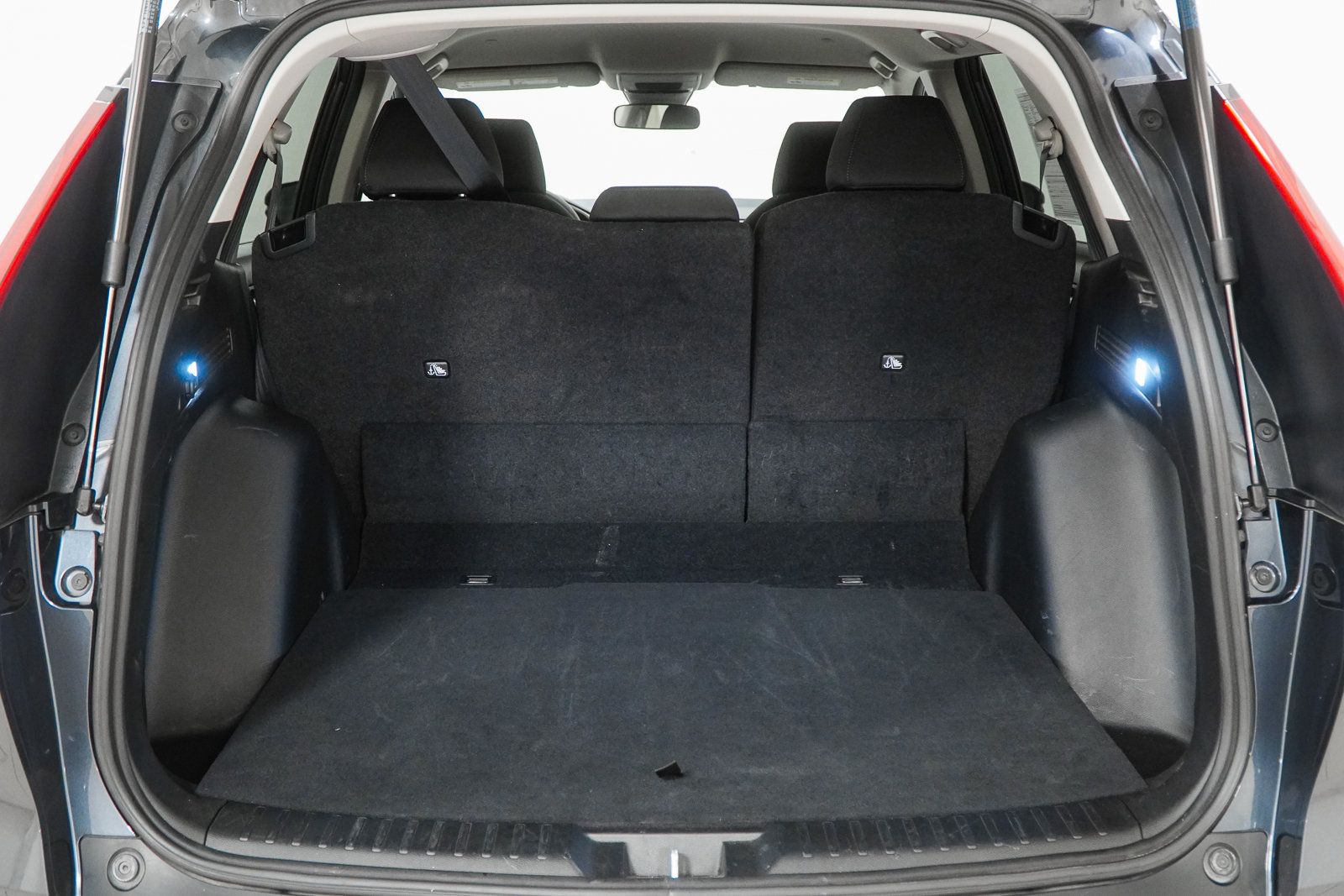 Used 2025 Honda CR-V LX image 9