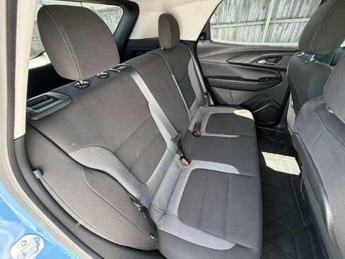 Used 2024 Chevrolet TrailBlazer LT FWD image 27