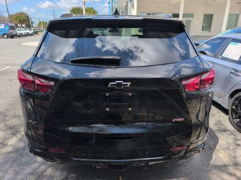 Used 2021 Chevrolet Blazer RS w/ Enhanced Convenience Package image 3