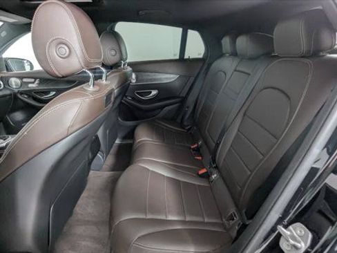 Used 2018 Mercedes-Benz GLC 300 4MATIC Coupe image 18
