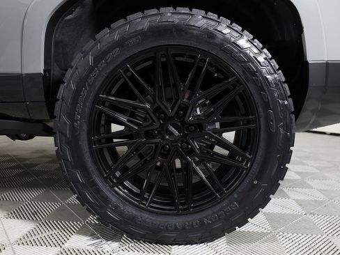 Used 2025 Lexus GX 550 image 50