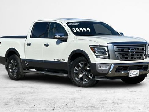 Used 2020 Nissan Titan Platinum Reserve w/ Moonroof Package RWD image 2