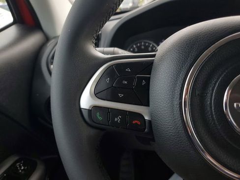 Certified 2023 Jeep Renegade Altitude AWD/4WD image 26