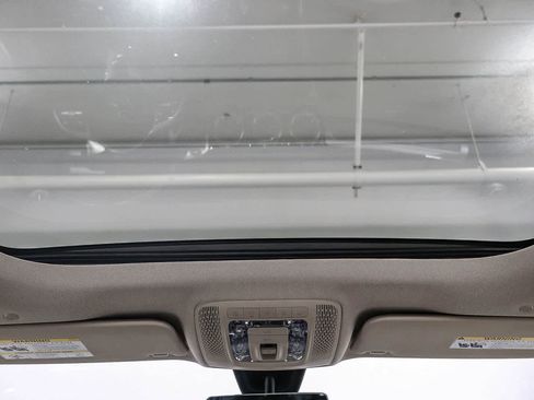 Used 2022 Mercedes-Benz GLB 250 image 12