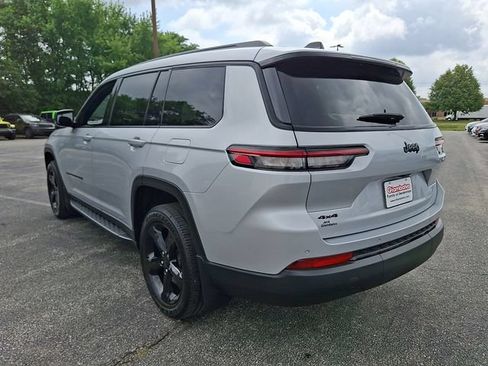 Certified 2024 Jeep Grand Cherokee L Altitude AWD/4WD image 7