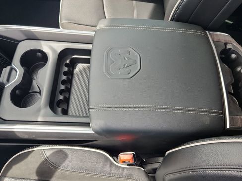 New 2026 RAM 3500 Laramie AWD/4WD image 20