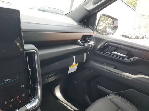 New 2026 GMC Yukon Denali RWD image 25