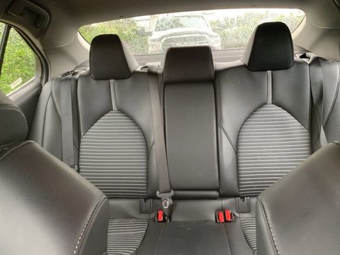 Used 2024 Toyota Camry SE image 20