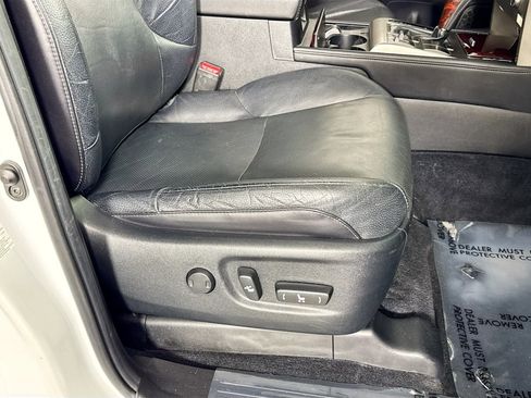 Used 2015 Lexus GX 460 image 39