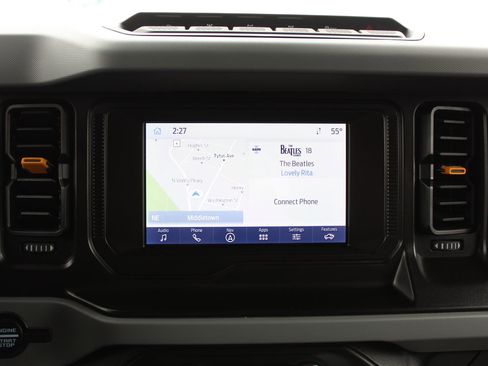 Used 2021 Ford Bronco Badlands image 17