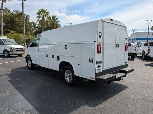 New 2025 Chevrolet Express 3500 w/ Power Convenience Package image 6