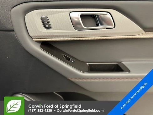 New 2026 Ford Explorer Active image 13