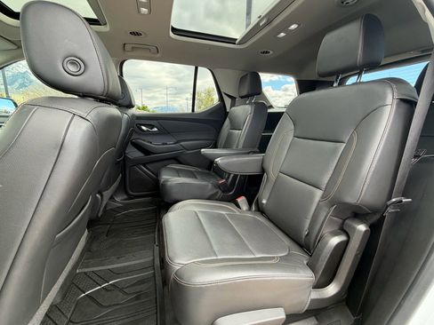 Used 2020 Chevrolet Traverse Premier w/ Redline Edition AWD/4WD image 13