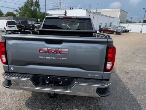 Used 2020 GMC Sierra 1500 SLE w/ SLE Value Package AWD/4WD image 9