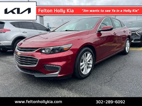 Used 2018 Chevrolet Malibu LT image 1