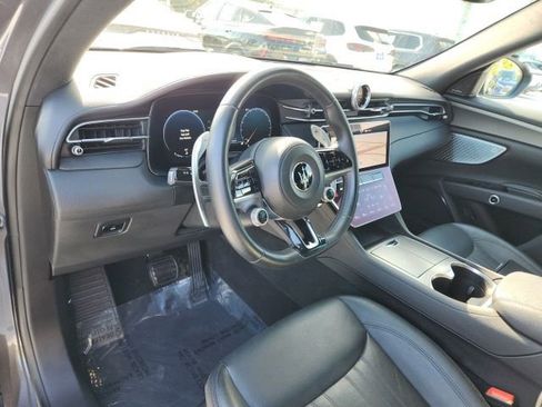 Used 2023 Maserati Grecale GT image 26