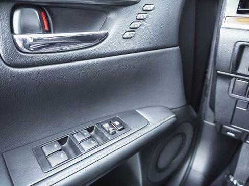 Used 2013 Lexus ES 300h 300h image 12