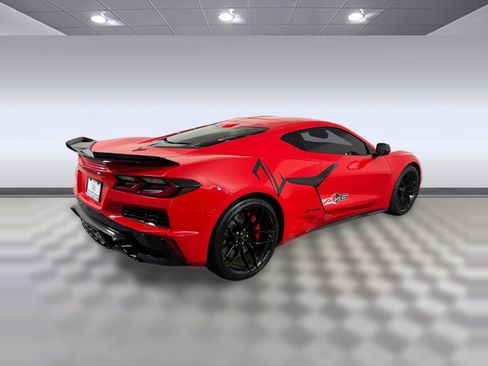 Used 2025 Chevrolet Corvette Z06 RWD image 9