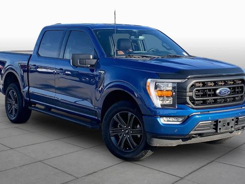 Used 2022 Ford F150 XLT w/ Equipment Group 302A High AWD/4WD image 3